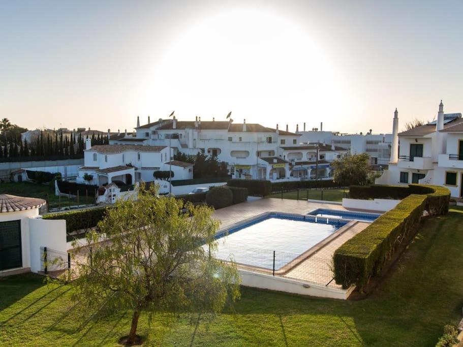 Joia Da Gale House - Pool And Garden & Bbq & Gale Beach 알부페이라 외부 사진